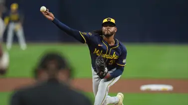 MLB: ¿Freddy Peralta la próxima gran apuesta de Steve Cohen en Mets? MLB: ¿Freddy Peralta la próxima gran apuesta de Steve Cohen en Mets?