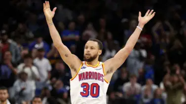 ¡Sonríe Curry! Golden State Warriors ya tendría negociada a su próxima estrella ¡Sonríe Curry! Golden State Warriors ya tendría negociada a su próxima estrella