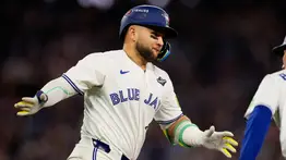 MLB: ¿El futuro de Bo Bichete condicionado por la firma de Dylan Cease?