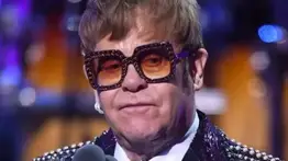 Elton John confirma con mucho dolor la perdida total de la visión  