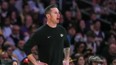 ¡Encaminado a la grandeza! J.J. Redick supera al legendario Greg Popovich en este increíble apartado ¡Encaminado a la grandeza! J.J. Redick supera al legendario Greg Popovich en este increíble apartado