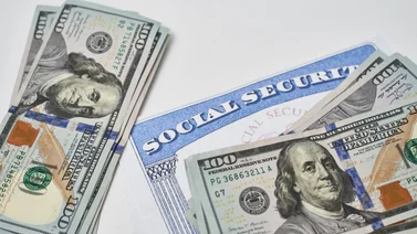 ¿Por qué el Seguro Social pagará $2,786 dólares en diciembre a algunas familias?