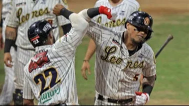 LVBP: ¿Orlando Arcia está a un paso de regresar con Leones del Caracas?