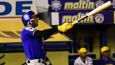LVBP: Brayan Rocchio comienza por todo lo alto y robustece la temible ofensiva de Tiburones (+Números)