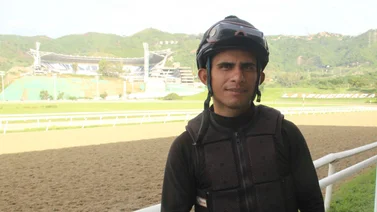 Arquímedes Pérez va confiado con esta monta para el 5y6 dominical de La Rinconada (+video)