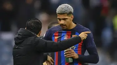 Ronald Aráujo: ¿Se va? Esto informan sobre el interés del Bayern Múnich por el central del Barcelona (+Video) Ronald Aráujo: ¿Se va? Esto informan sobre el interés del Bayern Múnich por el central del Barcelona (+Video)