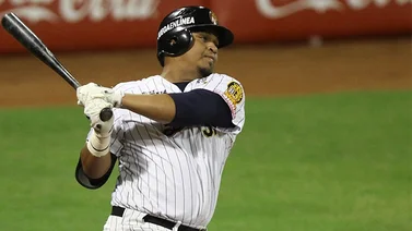 LVBP: Aldrem Corredor conecta grand slam en el juego ante las Águilas del Zulia 
