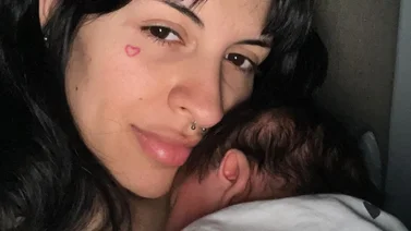 ¡Que belleza! Cazzu muestra cómo va el crecimiento de su bebé