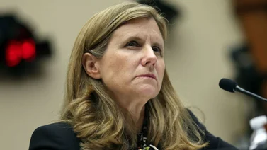 Presidenta de la Universidad de Pennsylvania dimite y estas serían las razones