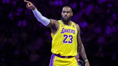NBA: ¿Se molestó? LeBron James es sorprendido por un aficionado en Las Vegas