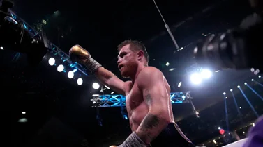 Canelo Álvarez descarta a otro rival para enfrentarse en mayo de 2024