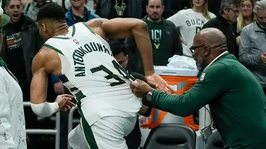 NBA: ¡Perdió el control! Antetokounmpo explota y se arma la pelea en el Bucks-Pacers (+Video) NBA: ¡Perdió el control! Antetokounmpo explota y se arma la pelea en el Bucks-Pacers (+Video)