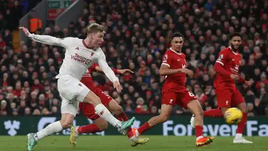 Premier League: Liverpool y Manchester United se reparten los puntos en el Clásico inglés Premier League: Liverpool y Manchester United se reparten los puntos en el Clásico inglés