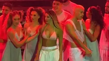 “Triste pero siempre mami” de Corina Smith hizo vibrar a la Concha Acústica de Bello Monte “Triste pero siempre mami” de Corina Smith hizo vibrar a la Concha Acústica de Bello Monte