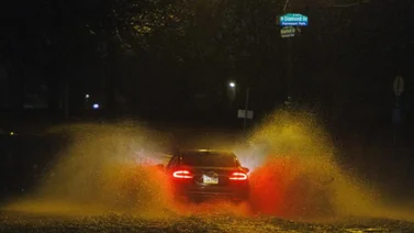Intensas lluvias y vientos invernales azotan el noreste de EE.UU. (+Video)