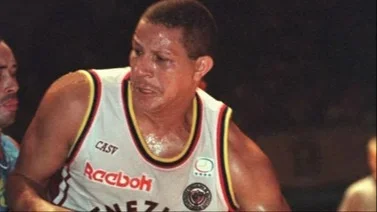 Así lucha por su vida Gabriel Estaba, leyenda del baloncesto venezolano (+Video)