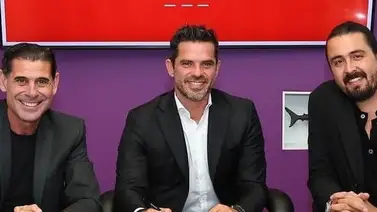 Oficial: El argentino Fernando Gago es la nueva apuesta de Chivas de Guadalajara Oficial: El argentino Fernando Gago es la nueva apuesta de Chivas de Guadalajara