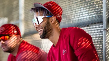 MLB: Esta es la cifra del nuevo contrato de Lourdes Gurriel Jr.