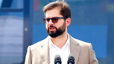 Chile: Administración Boric envía a Venezuela primer vuelo chárter con deportados