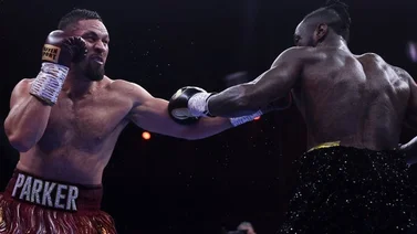 Deontay Wilder quedó a deber en derrota ante Joseph Parker en Arabia Saudita (+Video)