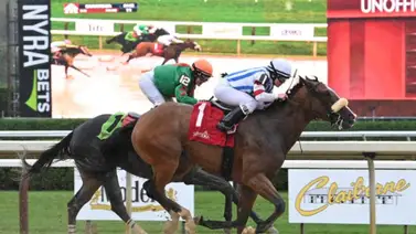 Conoce cómo esta destacada jockey superó problemas mentales y físicos Conoce cómo esta destacada jockey superó problemas mentales y físicos