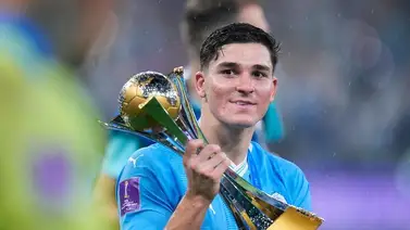 Julián Álvarez manda un contundente mensaje para Real Madrid y Barcelona (+Declaraciones) Julián Álvarez manda un contundente mensaje para Real Madrid y Barcelona (+Declaraciones)