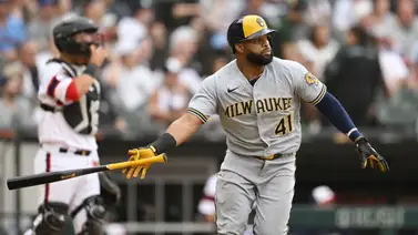 MLB: El dominicano Carlos Santana entró en privilegiada lista jonronera de la temporada 2023 MLB: El dominicano Carlos Santana entró en privilegiada lista jonronera de la temporada 2023