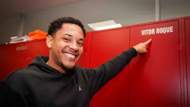 ¡Llegó Trigrinho! Las primeras imágenes de Vitor Roque en el FC Barcelona (+Video) ¡Llegó Trigrinho! Las primeras imágenes de Vitor Roque en el FC Barcelona (+Video)