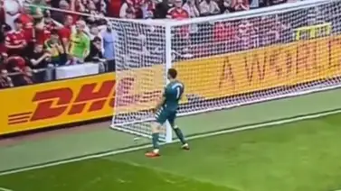 ¿La mente maestra de la jugada? Atribuyen al Dibu Martínez la idea de este gol contra el Manchester United (+Video) ¿La mente maestra de la jugada? Atribuyen al Dibu Martínez la idea de este gol contra el Manchester United (+Video)