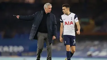 ¡Lo entiende todo! Fútbolista español relata la mejor anécdota navideña de José Mourinho (+Declaraciones) ¡Lo entiende todo! Fútbolista español relata la mejor anécdota navideña de José Mourinho (+Declaraciones)