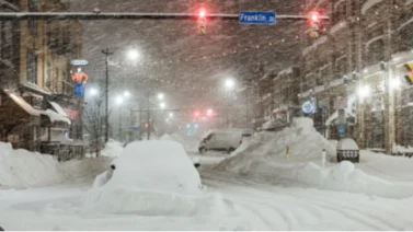 ¿Sigue la tormenta de invierno que provocó cancelaciones en Estados Unidos?