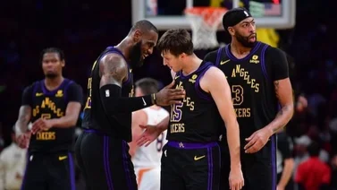 NBA: ¡Enloqueció! LeBron James se rinde a los pies de este jugador de los Lakers con épica reacción