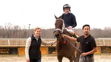 Esta es la primera mujer en la historia en ganar un título de campeona entrenadora en Maryland Esta es la primera mujer en la historia en ganar un título de campeona entrenadora en Maryland