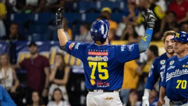 LVBP: Alberth Martínez divide de esta manera sus jonrones con Magallanes (+Video)