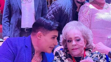‘El Divo’ Eduardo Antonio rinde homenaje a Silvia Pinal (+Video)