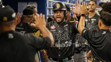 LVBP: Eugenio Suárez se contagia de la alegría y la positividad del clubhouse caraquista (+Video) LVBP: Eugenio Suárez se contagia de la alegría y la positividad del clubhouse caraquista (+Video)
