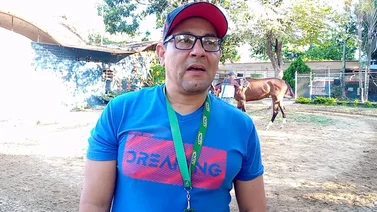 Rafael Alemán confiado en ganar con está yegua esta Copa en la Serie Hípica del Caribe
