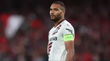 Jonathan Tah estaría listo para fichar por el FC Barcelona Jonathan Tah estaría listo para fichar por el FC Barcelona