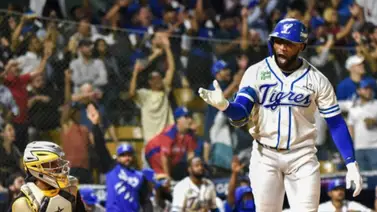Serie de Titanes: Licey Concreta contundente triunfo ante Águilas (finalizado) Serie de Titanes: Licey Concreta contundente triunfo ante Águilas (finalizado)