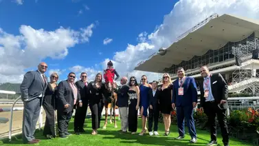 Piccina Mía fue "La Muchacha de la Película" en la Copa Dama del Caribe Piccina Mía fue "La Muchacha de la Película" en la Copa Dama del Caribe