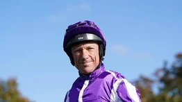 Jockey leyenda metido en problemas con la justicia