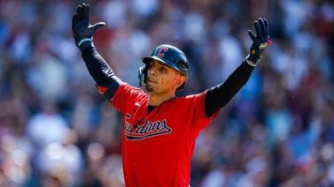 Omar Vizquel reacciona ante el cambio de Andrés Giménez a los Blue Jays