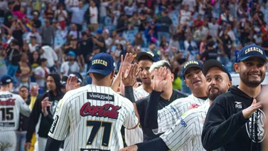 LVBP: Leones derrotan a Tiburones para superarlos en la clasificación (Resumen)