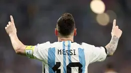 Así fue la reacción de un niño de Azerbaiyán al conocer a Messi (+Video)