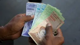 Inició pago del último mes de aguinaldos a empleados públicos en Venezuela