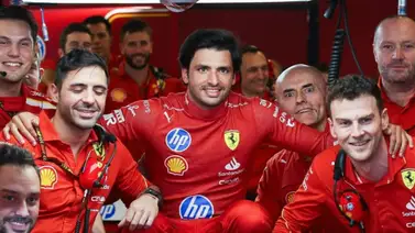 Fórmula 1: Ferrari se luce y realiza este emotivo homenaje a Carlos Sainz (+Video) Fórmula 1: Ferrari se luce y realiza este emotivo homenaje a Carlos Sainz (+Video)