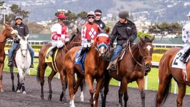 Adrián Castellanos gana con batacazo en el cierre del meeting en Pleasanton
