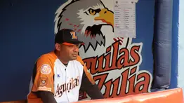 LVBP: Lipso Nava hace un show tras ser expulsado por protestar (+Videos)