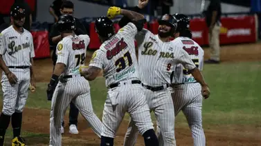 LVBP: Leones voltea el juego en el octavo contra Tiburones (En vivo) LVBP: Leones voltea el juego en el octavo contra Tiburones (En vivo)