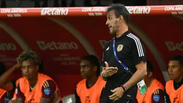 ¿Debería seguir Fernando "Bocha" Batista al mando de la Vinotinto en 2025? ¿Debería seguir Fernando "Bocha" Batista al mando de la Vinotinto en 2025?